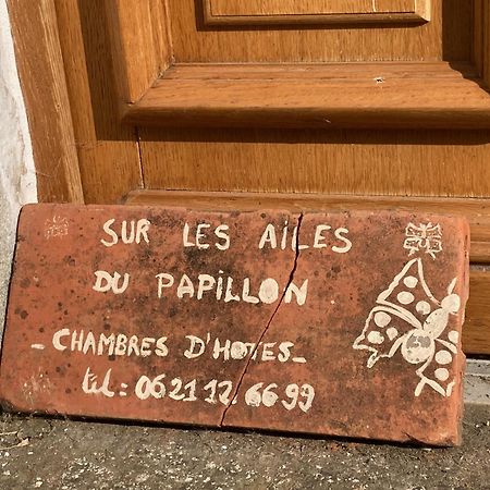 Sur Les Ailes Du Papillon-La Suite Saint-Sauveur-en-Puisaye Exterior foto